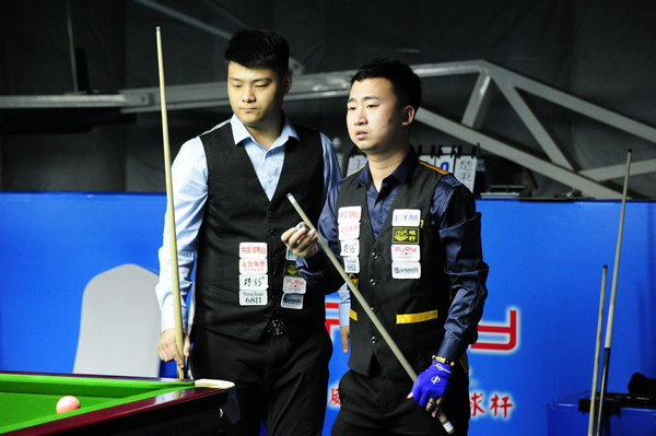 赛中脱颖而 赛中脱颖而