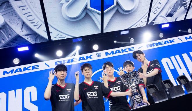 地的顶级女 地的顶级女