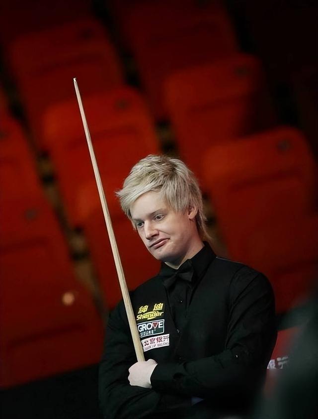 仍需看球员 仍需看球员