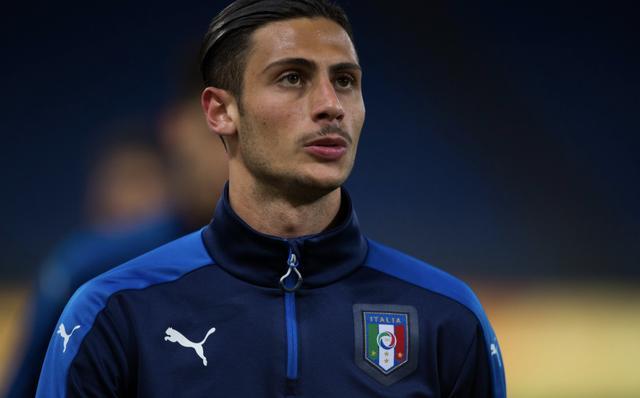 中距离跳投 中距离跳投